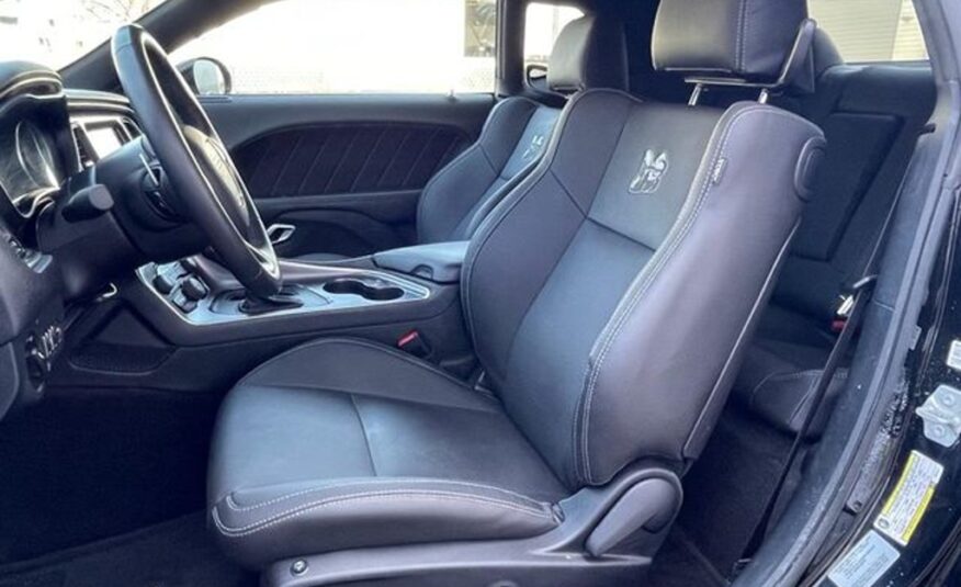 Dodge Challenger 6,4 SRT 8 Automat Navi Kamera