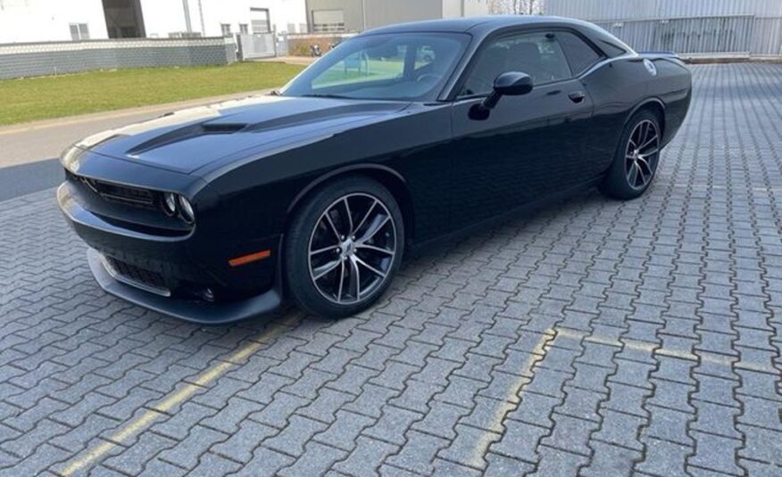 Dodge Challenger 6,4 SRT 8 Automat Navi Kamera