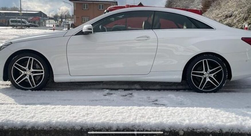 Mercedes-Benz E 500 E-Class Coupe CGI BlueEfficien AMG line