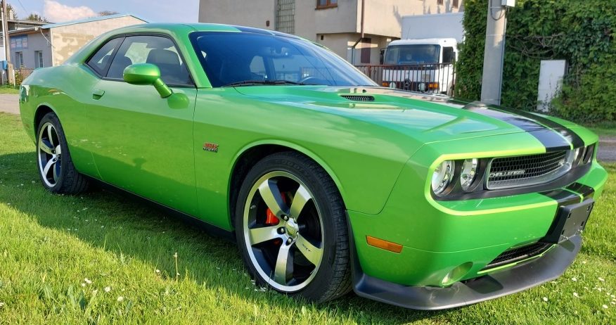 Dodge Challenger SRT8 392 Green with Envy – Jediný v CZ