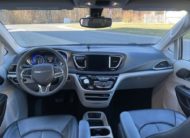 Chrysler Pacifica 3.6 LPG  kamera 7míst Navi