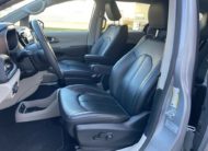 Chrysler Pacifica 3.6 LPG  kamera 7míst Navi
