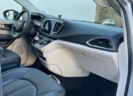 Chrysler Pacifica 3.6 LPG  kamera 7míst Navi