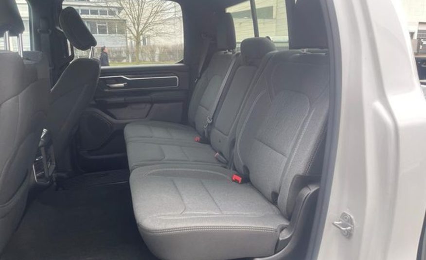 Dodge 5.7  CREWCAB 4×4 LPG 2020