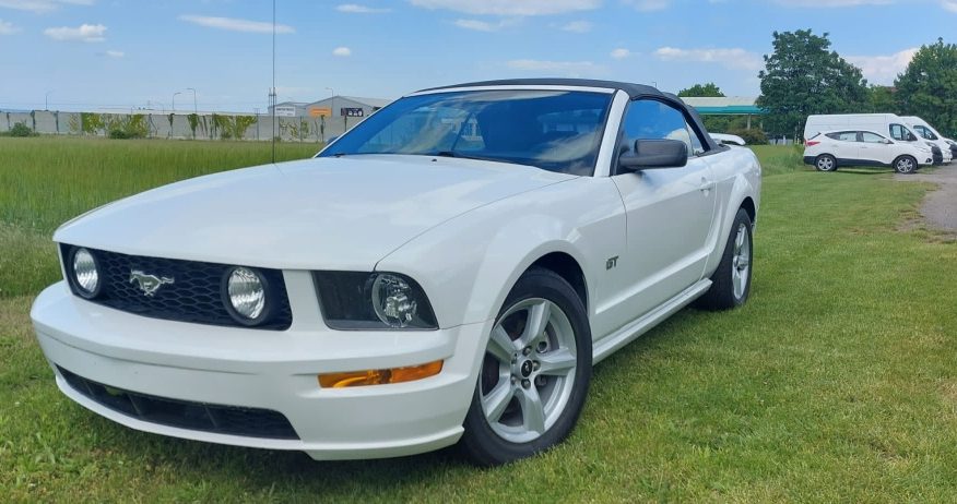 Mustang GT Cabrio V8 California special