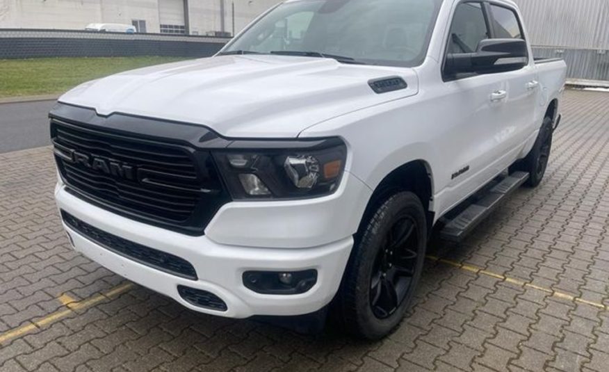 Dodge 5.7  CREWCAB 4×4 LPG 2020