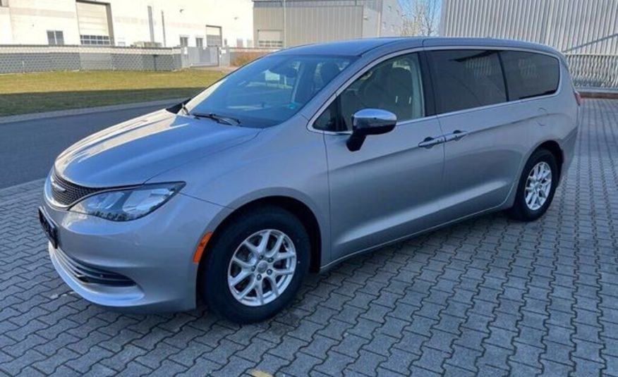 Chrysler Pacifica 3.6 LPG  kamera 7míst Navi
