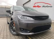 Chrysler Pacifica 3.6 LPG  kůže kamera 8místná
