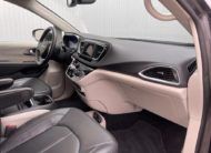 Chrysler Pacifica 3.6 LPG  kůže kamera 8místná