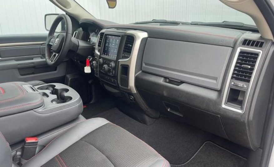 Dodge RAM 5.7 Hemi Warlock 4×4 Quadcab LPG 6 místný