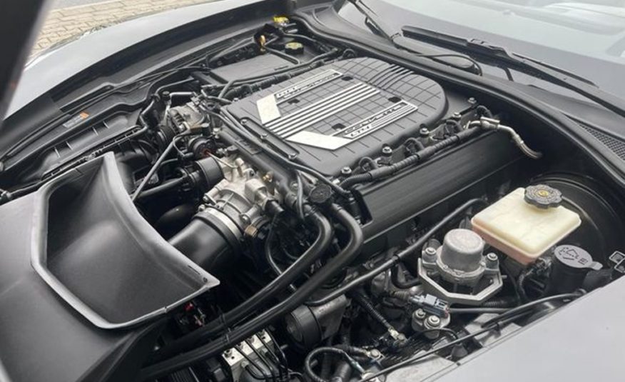 Corvette C7 Z06 6.2 kabriolet kamera 360 ° Headup  bez nehod