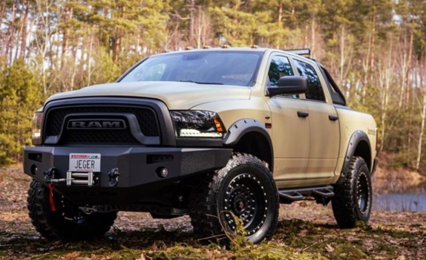 Dodge 5.7 4X4 MONSTER JÄGERMEISTER 6palcový zdvih LPG