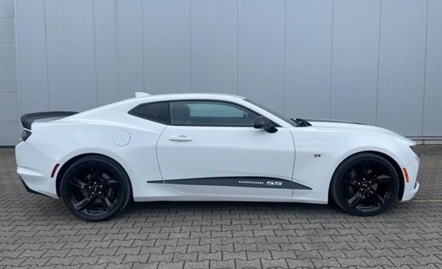 Chevrolet SS 6.2 V8 Coupe manuál kůžeLED