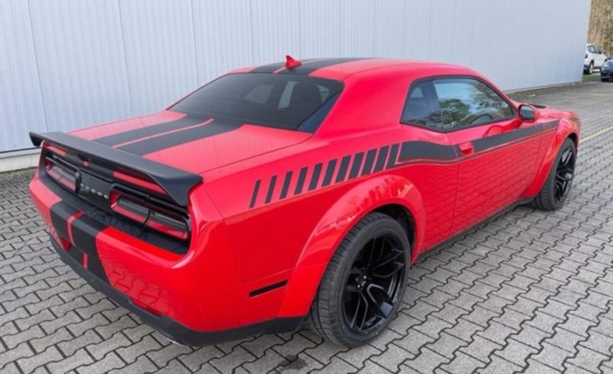 Dodge Challenger 6.4 SRT widebody