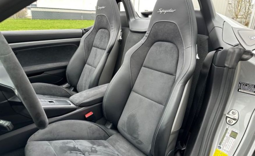 Porsche 718 Boxster Spyder 4.0 Bose