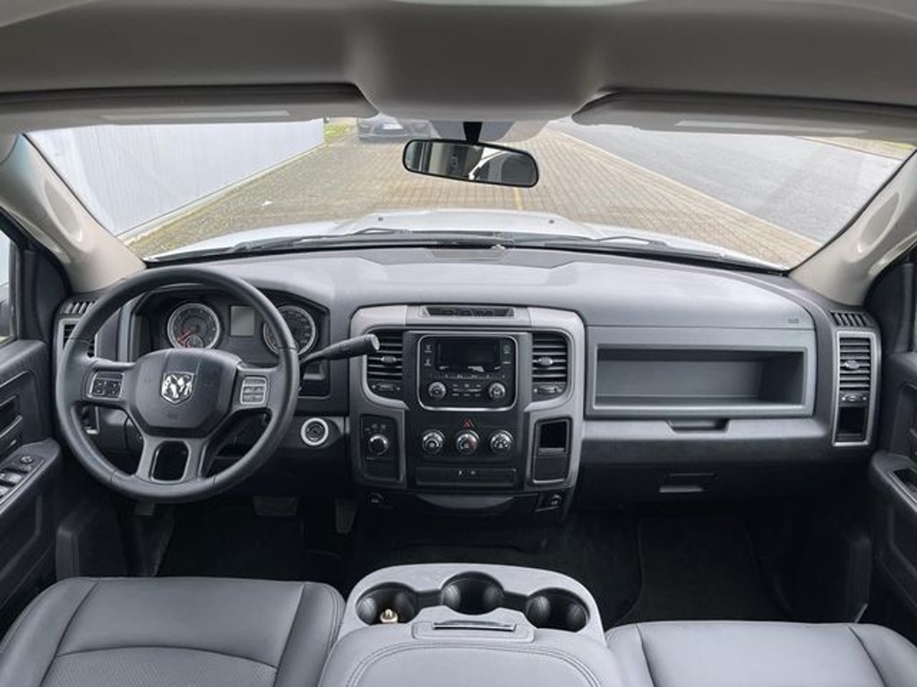 Dodge 5.7 4X4 MONSTER OFFROAD 4″ Rambox Crewcab LPG 6 místný