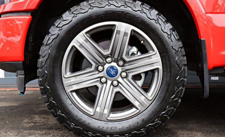 Ford F 150 5.0 V8/LED/Klimatizace/R20