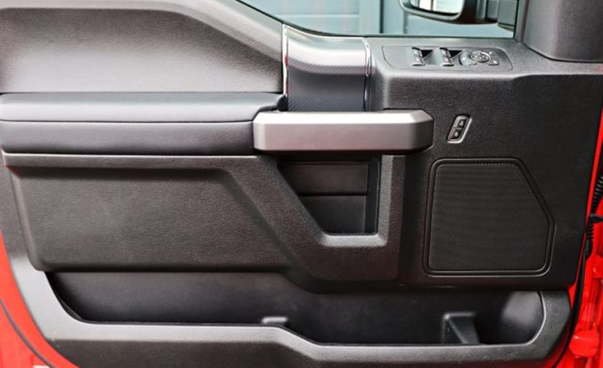 Ford F 150 5.0 V8/LED/Klimatizace/R20