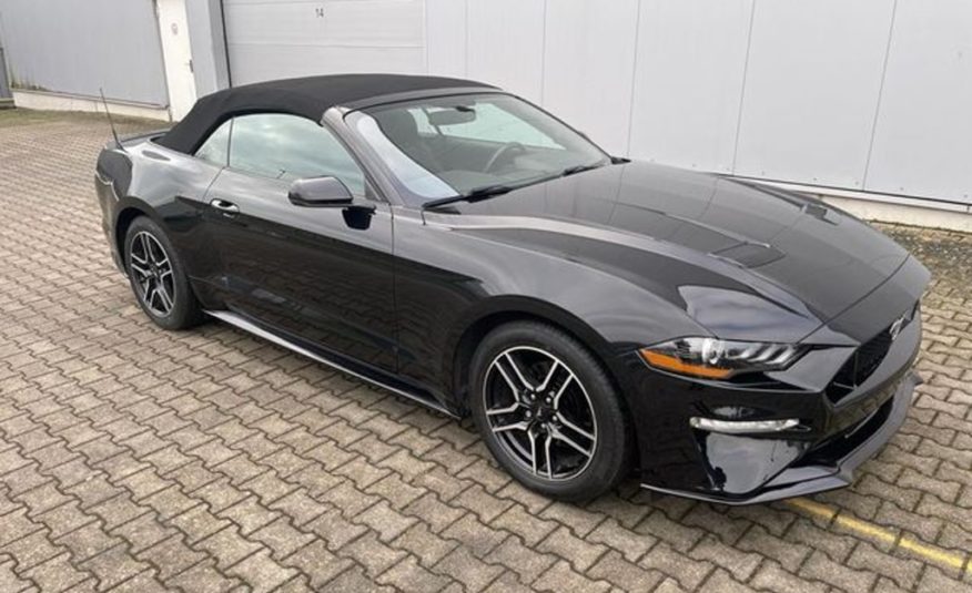 Ford Mustang Cabrio 2.3 Eco Boost LED