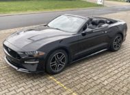 Ford Mustang Cabrio 2.3 Eco Boost LED