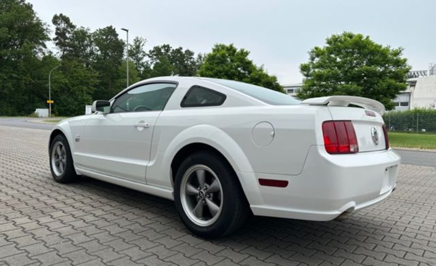 Ford Mustang GT 4.6 Coupe V8 Premium