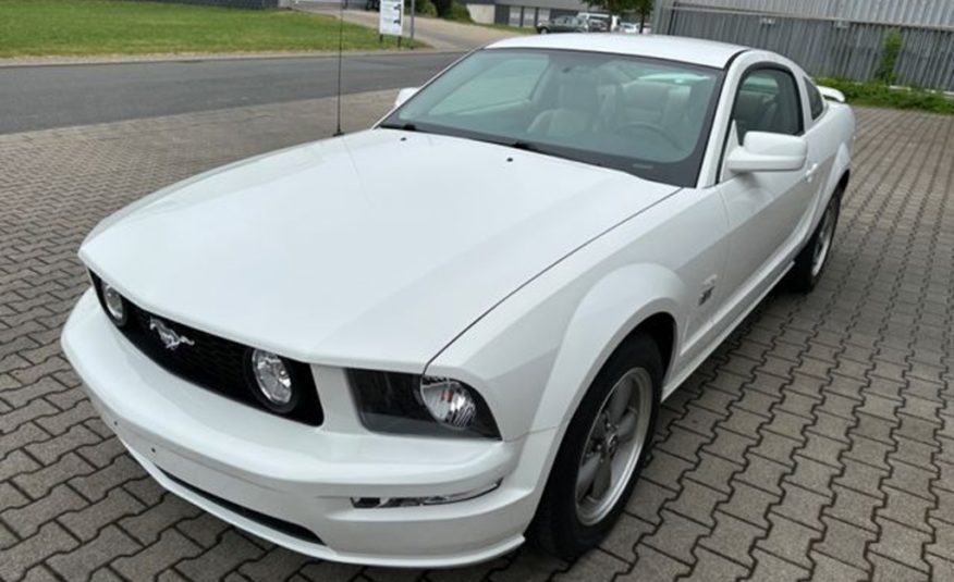 Ford Mustang GT 4.6 Coupe V8 Premium