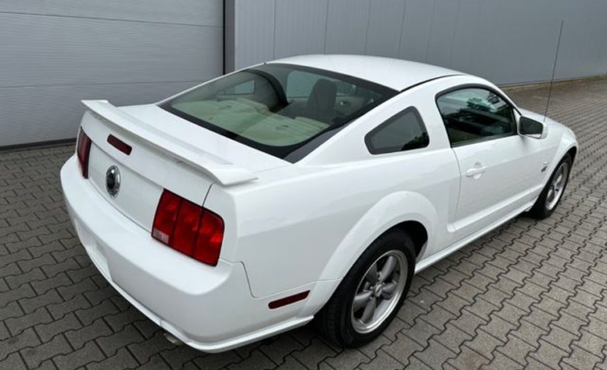 Ford Mustang GT 4.6 Coupe V8 Premium