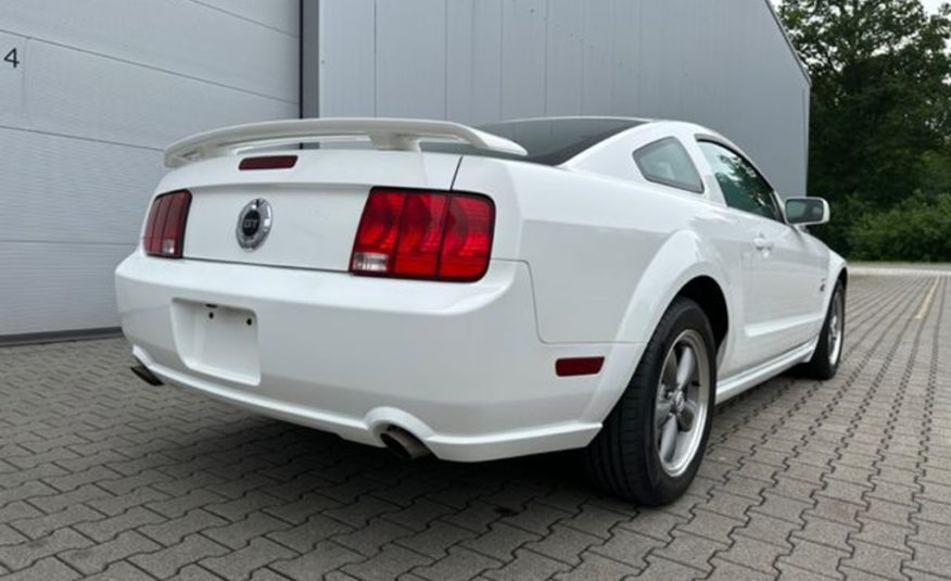 Ford Mustang GT 4.6 Coupe V8 Premium