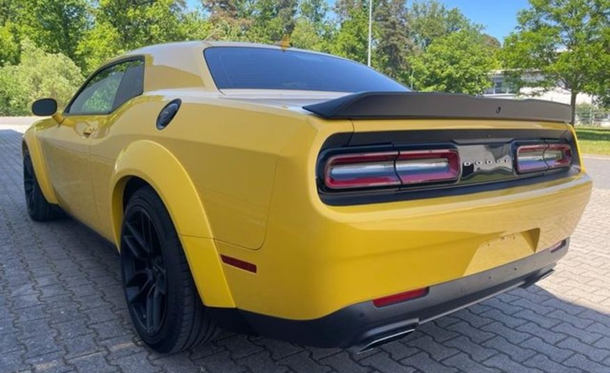 Dodge Challenger 6.4 SRT widebody