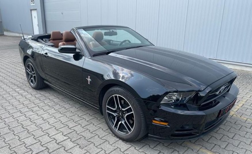 Ford Mustang 3.7 Kabrio AutomatXenon Shaker Premier