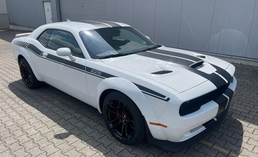 Dodge Challenger 6.4 SRT widebody kůže