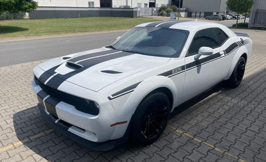 Dodge Challenger 6.4 SRT widebody kůže