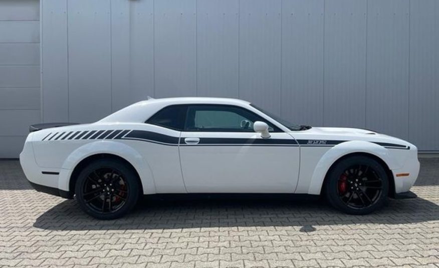 Dodge Challenger 6.4 SRT widebody kůže