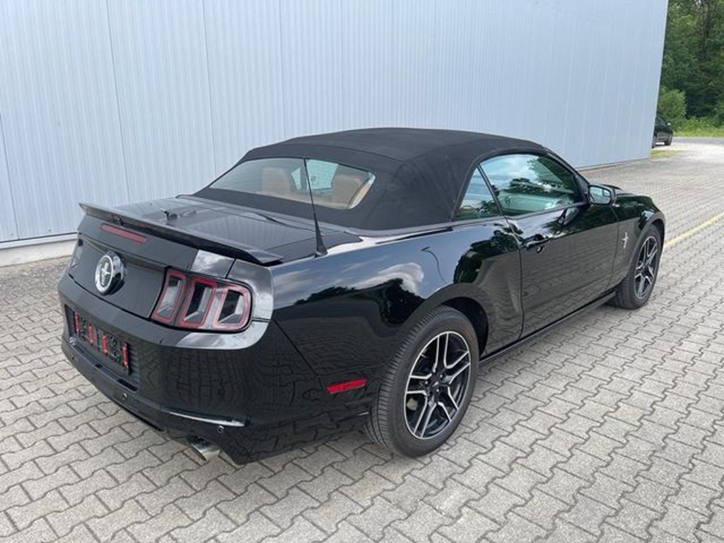 Ford Mustang 3.7 Kabrio AutomatXenon Shaker Premier