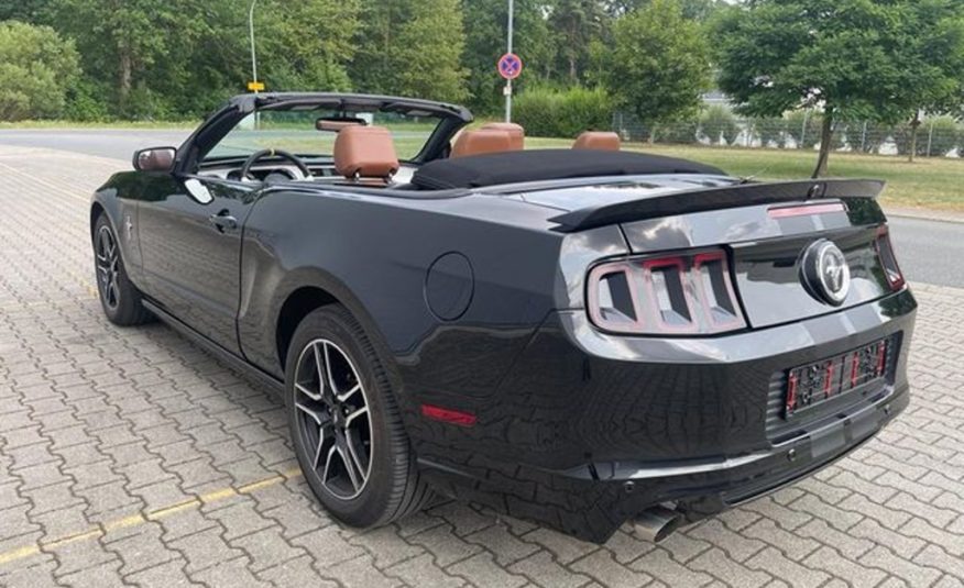 Ford Mustang 3.7 Kabrio AutomatXenon Shaker Premier