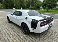 Dodge Challenger 6.4 SRT 8