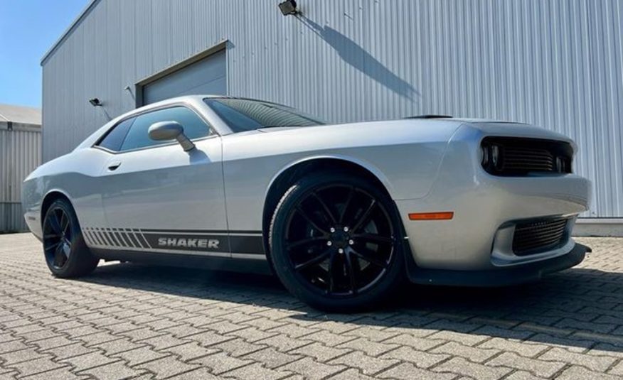 Dodge Challenger 6.4 SRT Shaker