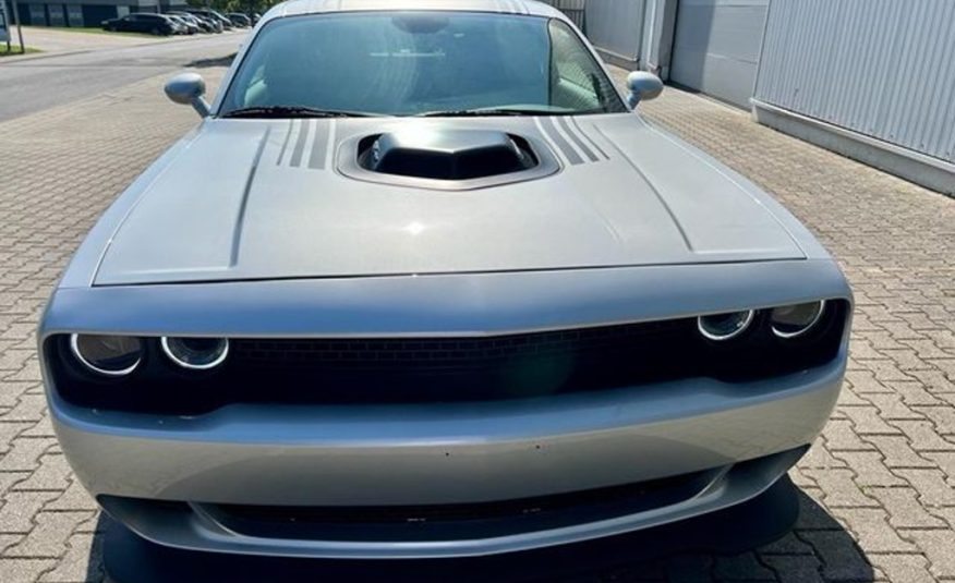 Dodge Challenger 6.4 SRT Shaker