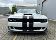 Dodge Challenger 6.4 SRT 8