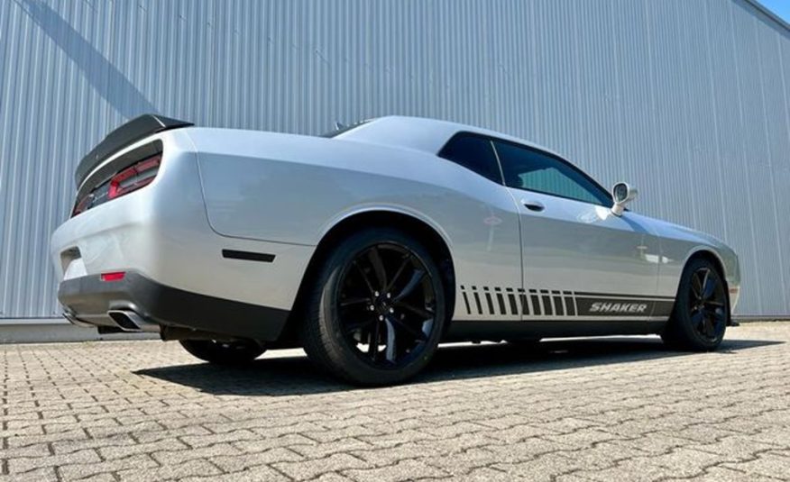 Dodge Challenger 6.4 SRT Shaker