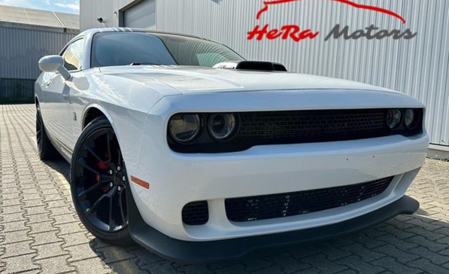Dodge Challenger 6.4 SRT Shaker
