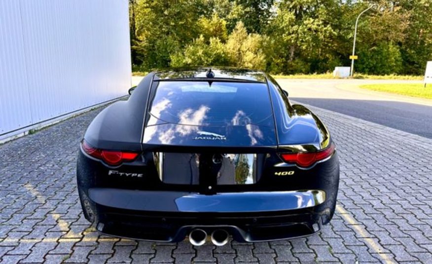 Jaguar F-Type Coupe 3.0 L V6 P400
