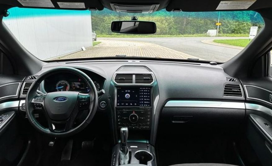Ford Explorer 2.3 AWD XLT LED Navi Kůže 7míst