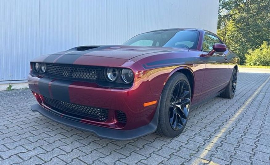Dodge Challenger 6.4 SRT