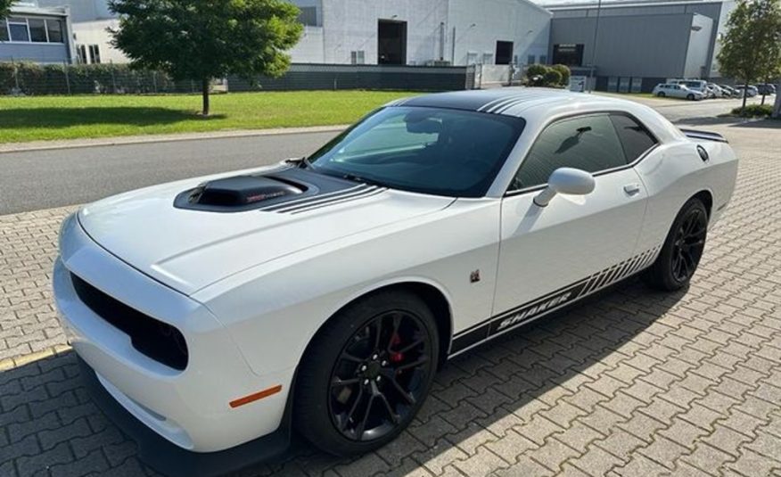 Dodge Challenger 6.4 SRT Shaker