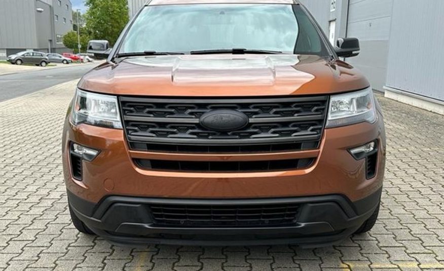 Ford Explorer 2.3 AWD XLT LED Navi Kůže 7míst