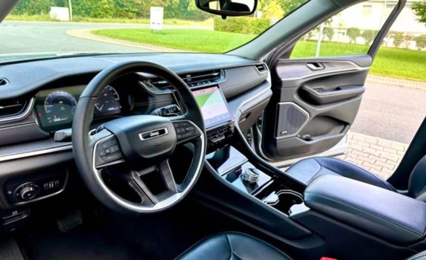 Jeep Grand Cherokee L Limited 3.6  Kůže Panorama