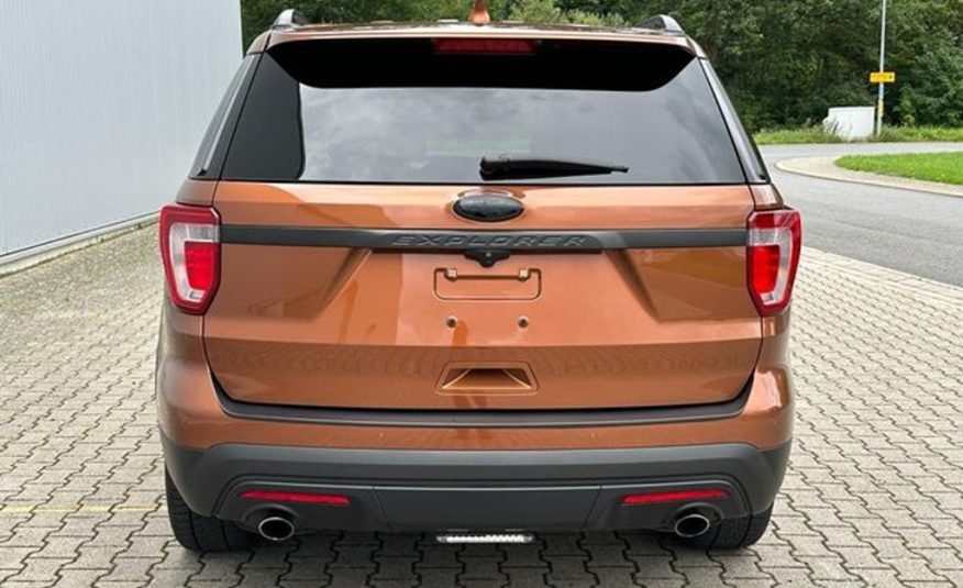 Ford Explorer 2.3 AWD XLT LED Navi Kůže 7míst