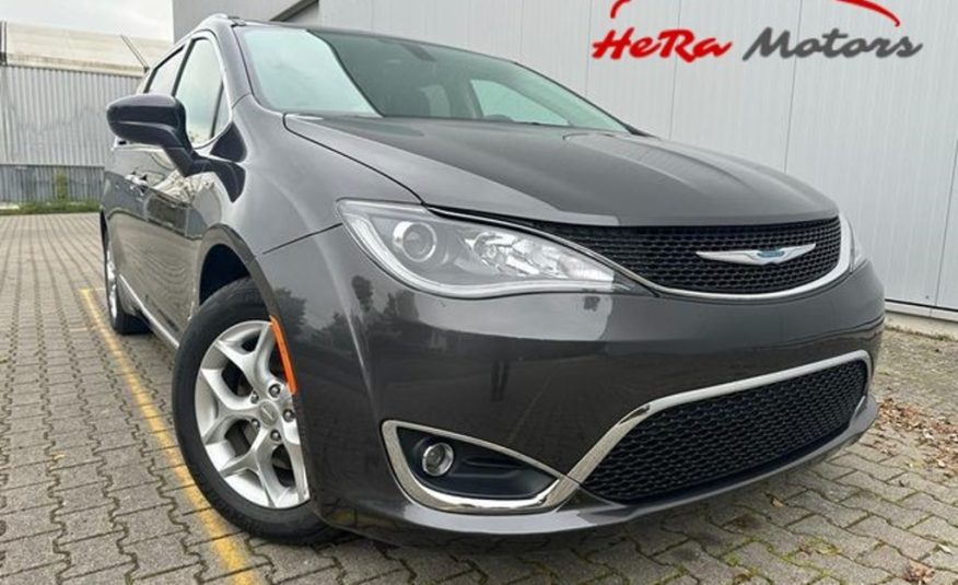 Chrysler Pacifica 3.6 LPG kůže 7místná DVD