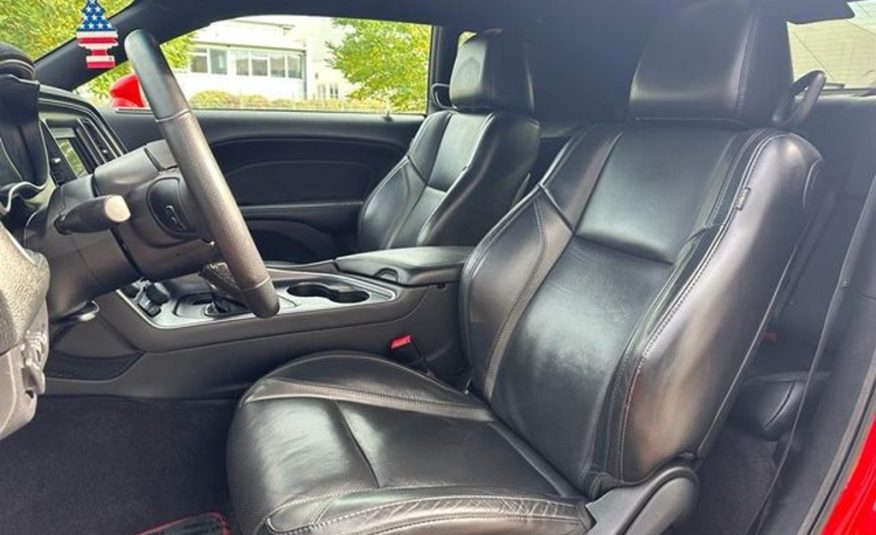 Dodge Challenger 5.7 R/T Rozšířený kůže